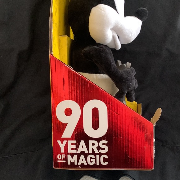 Mickey Mouse Steamboat Willie Dancing Plush - Picture 4 of 7